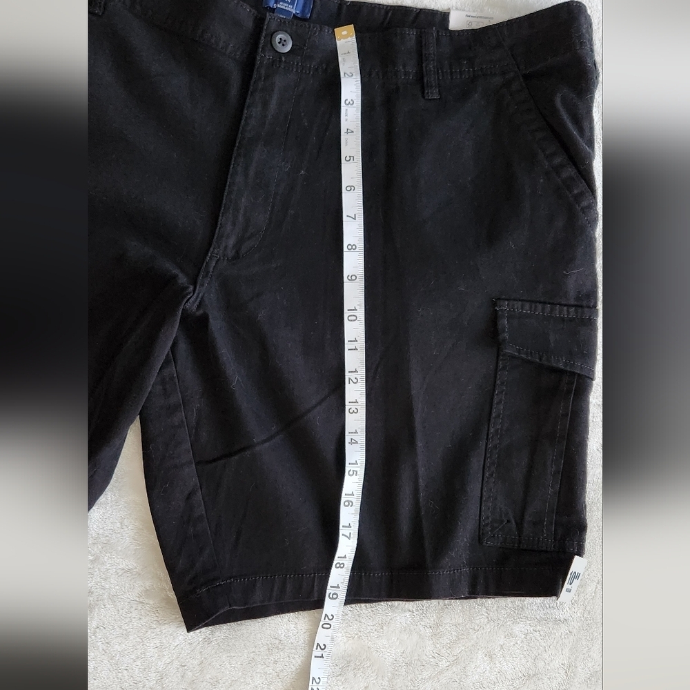 🩳George Men’s Black Cargo Shorts – Size 44 – 10” Inseam – NWT Above the Knee - Picture 7 of 16